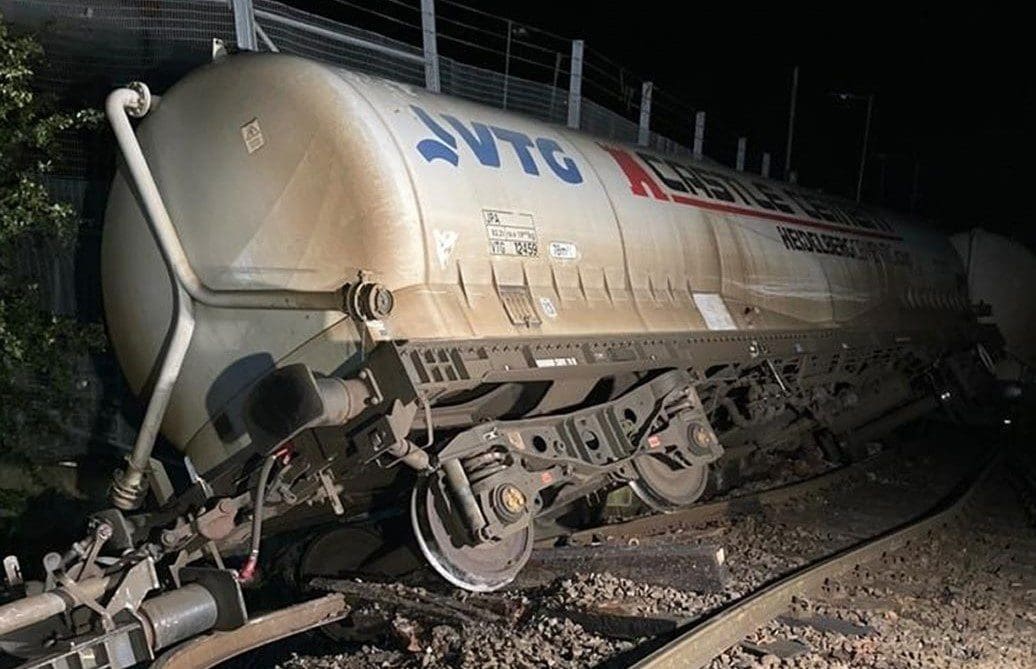 Rail line to be closed for several days after train derailment | Rail ...